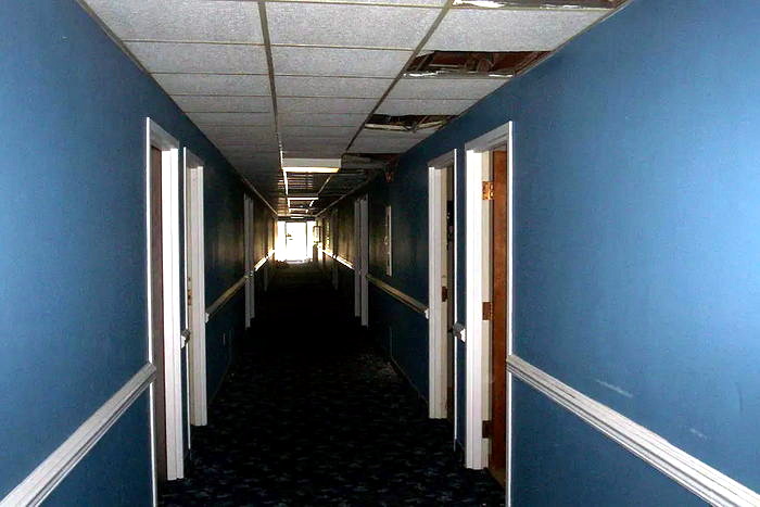 Bayside Hotel (Bayside Inn, The Surf) - Real Estate Listing Photo